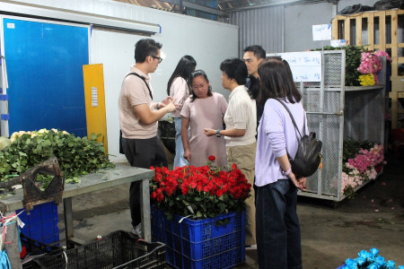 Welcome Mr. Morris from the Philippines to visit Quynh Phuong Da Lat 