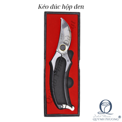 Black Scissors